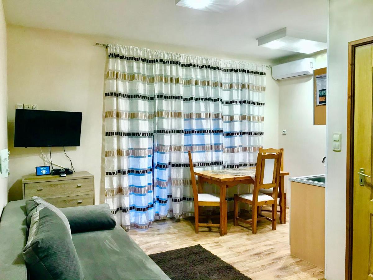 BükBarki Apartmanアパートメント エクステリア 写真